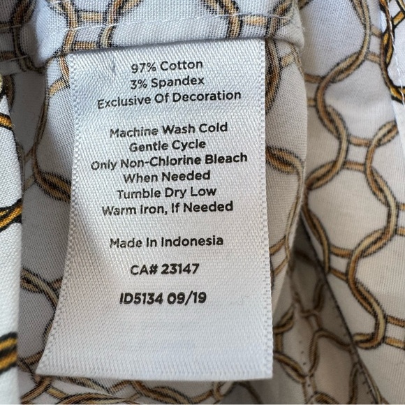 Talbots No Iron Button Up Dress Shirt White Gold Chain Design size 16 Cotton - Picture 7 of 7